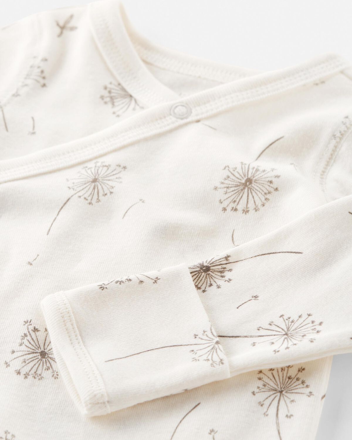 Baby 6-Piece Organic Cotton Hand-Picked Gift Set - Image 2