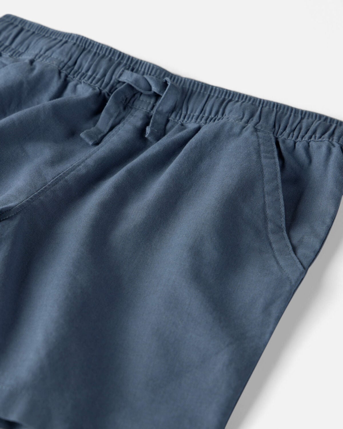 Boys 2-Piece Linen Top & Short Set Made with Organic Cotton in in Blue Hibiscus - Image 3
