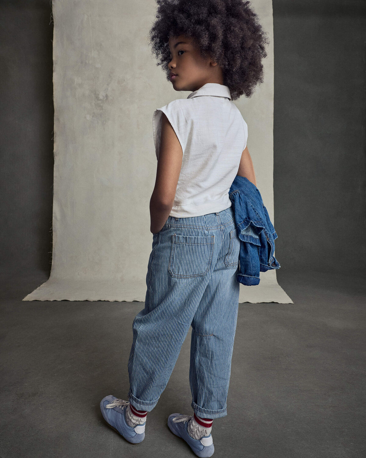 Girls Hickory Stripe Denim Barrel Jeans - Light Wash - Image 3