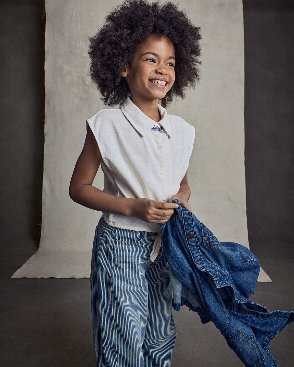 Girls Hickory Stripe Denim Barrel Jeans - Light Wash - Image 5