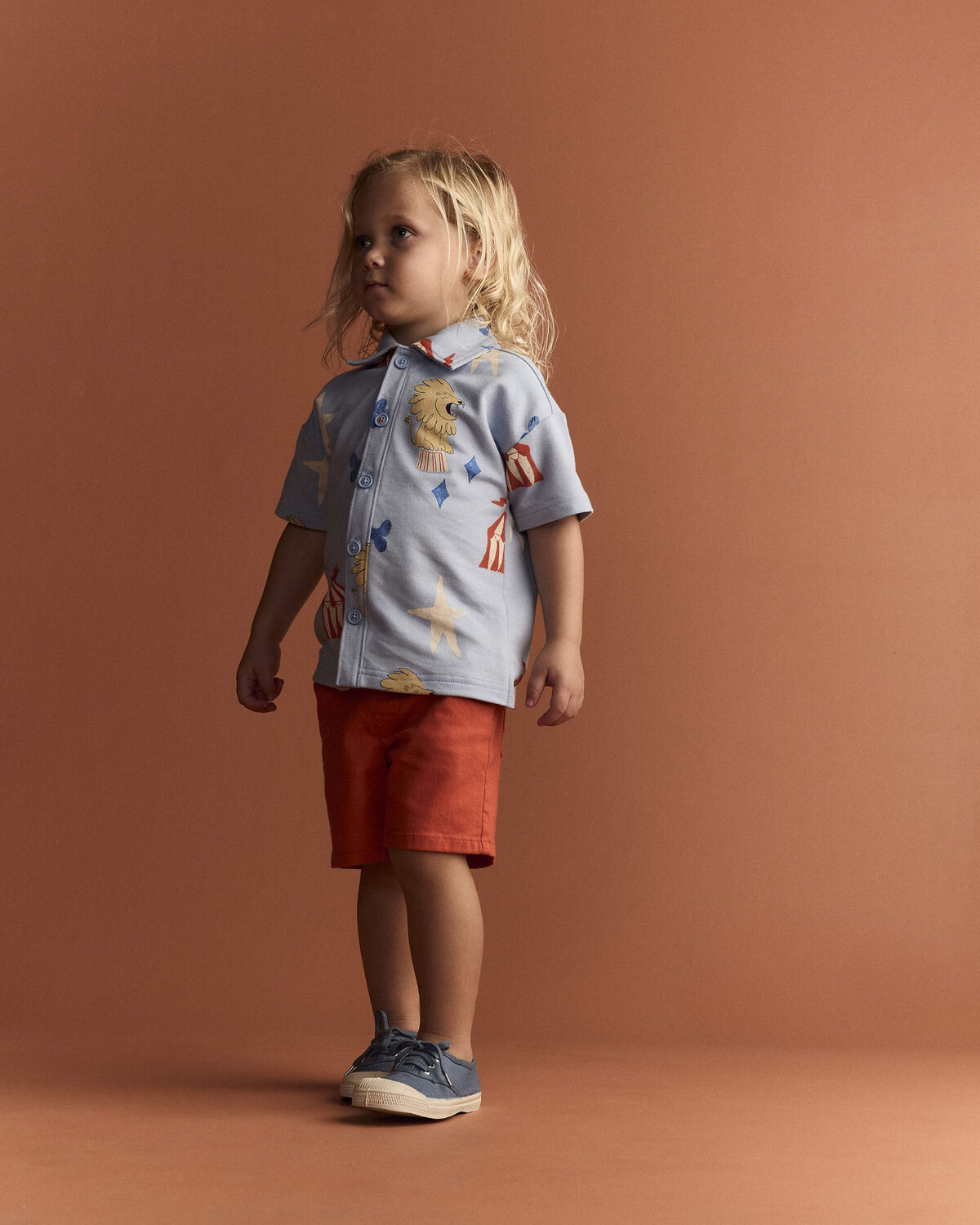 Toddler Boy Button-Down Short-Sleeve Shirt in Circus Print - Blue - Image 5