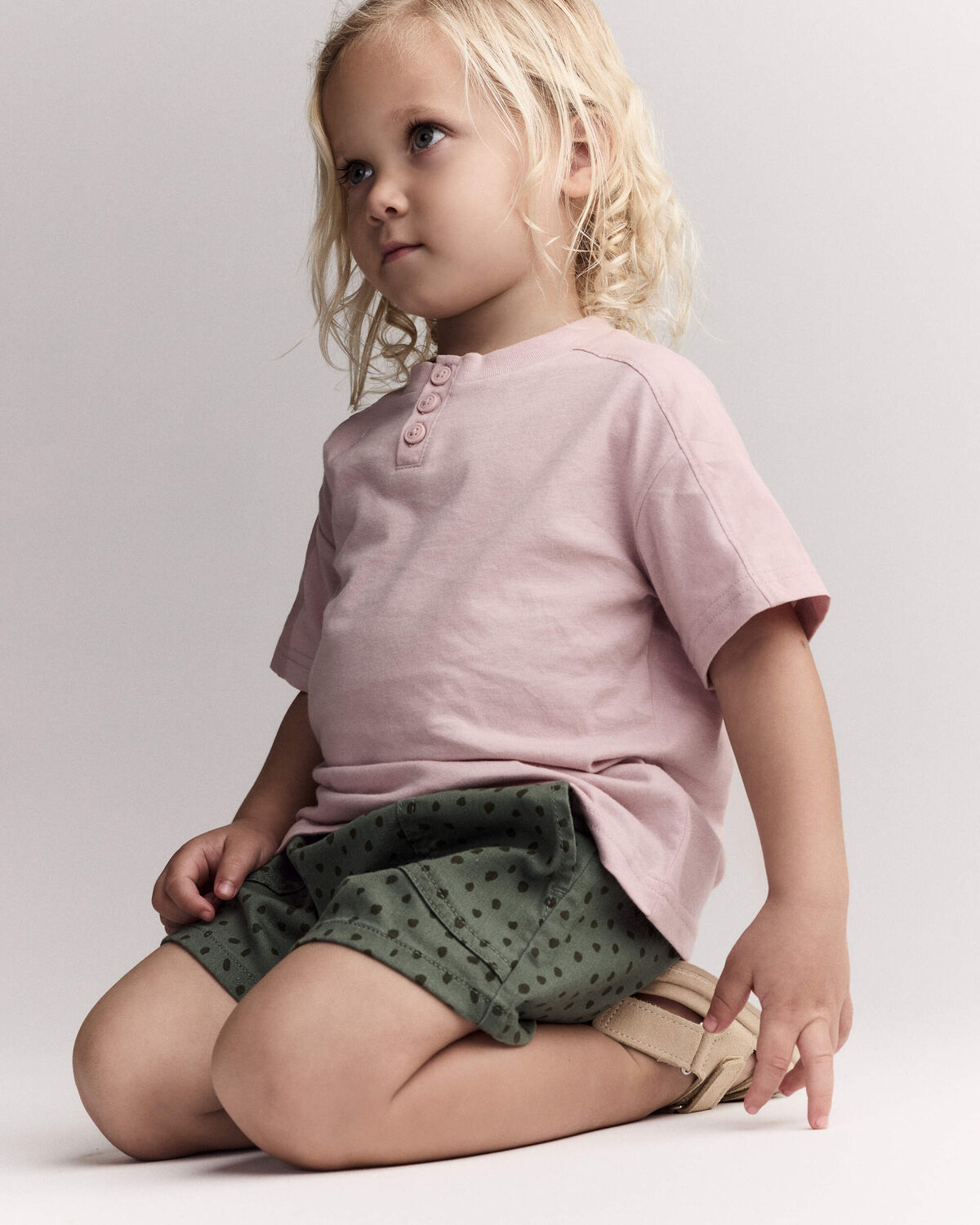 Toddler Standard Shorts with Pockets in Dot Print- Olive - Image 4