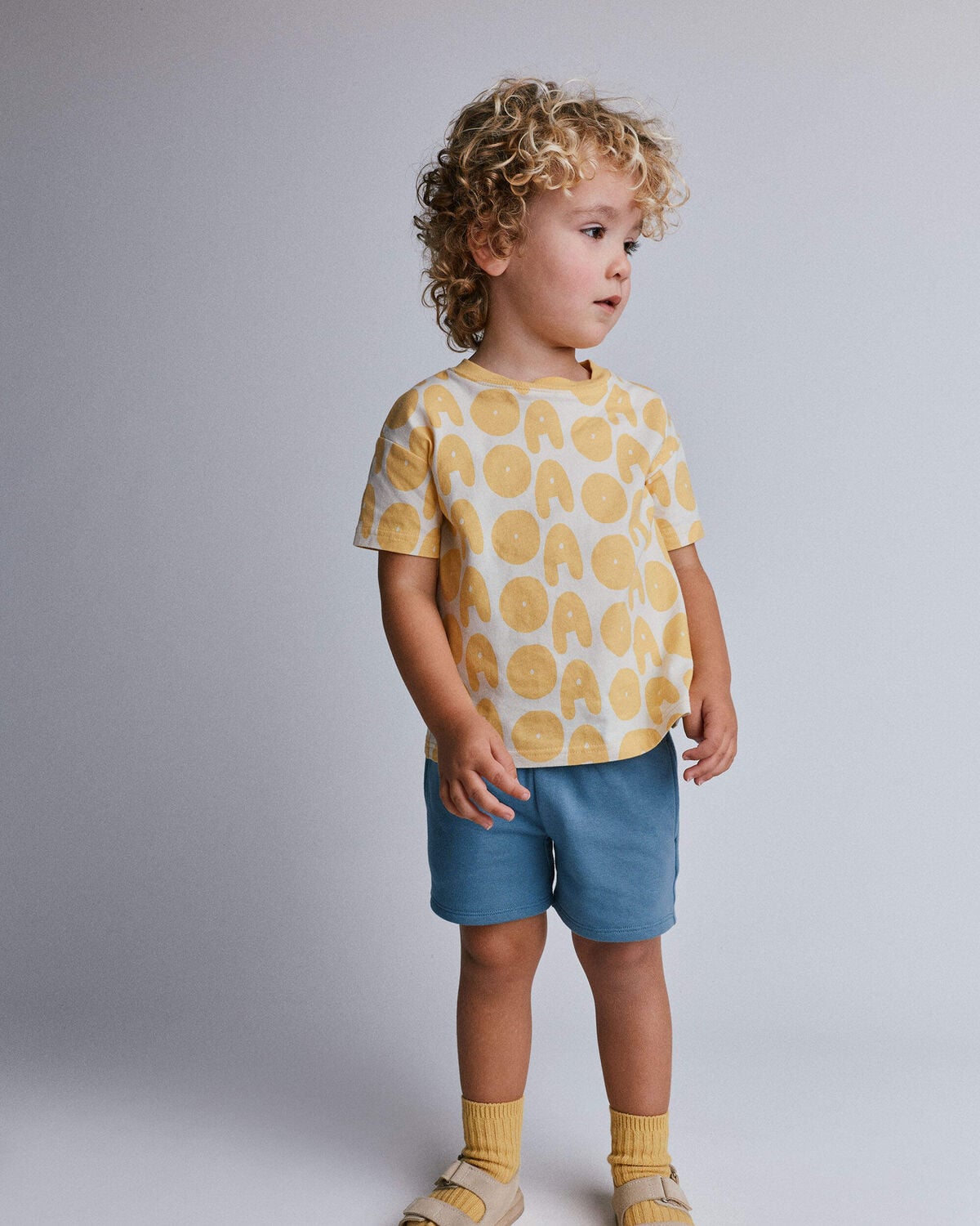 Toddler Relaxed Graphic Tee in Otter Avenue Print - Yellow - Image 3