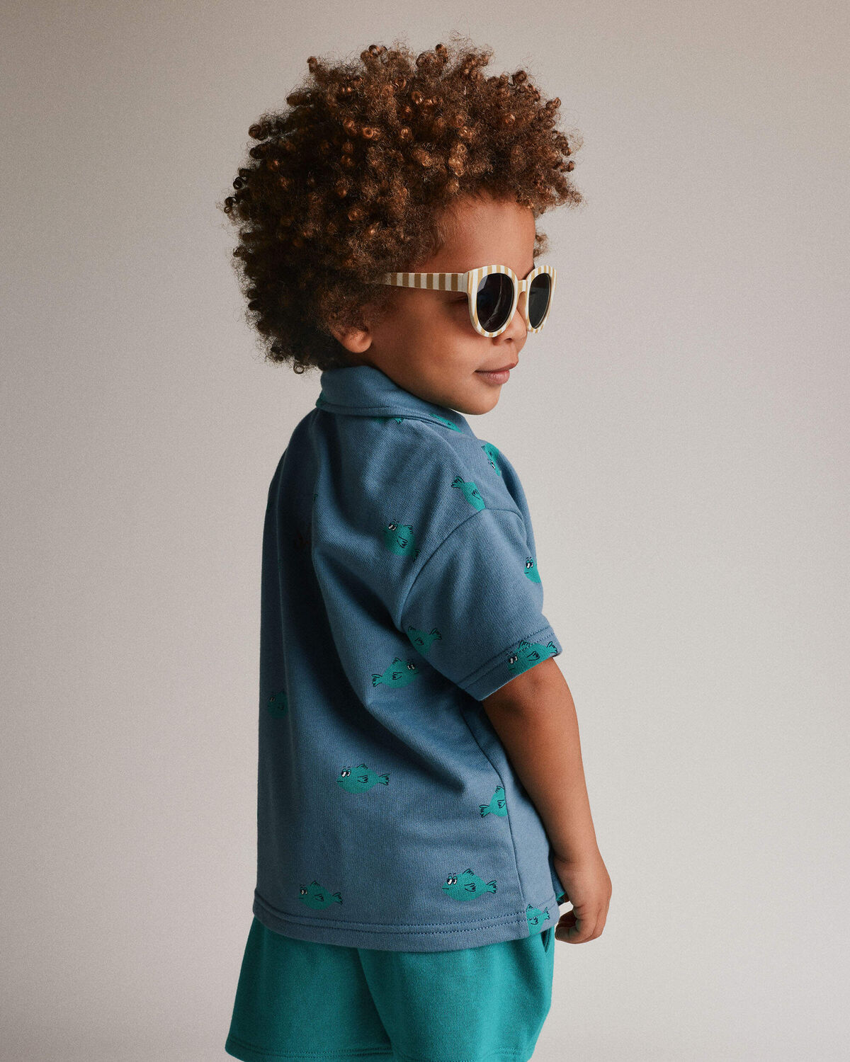 Toddler Boy Button-Down Short-Sleeve Shirt in Fish Print - Slate Blue - Image 3