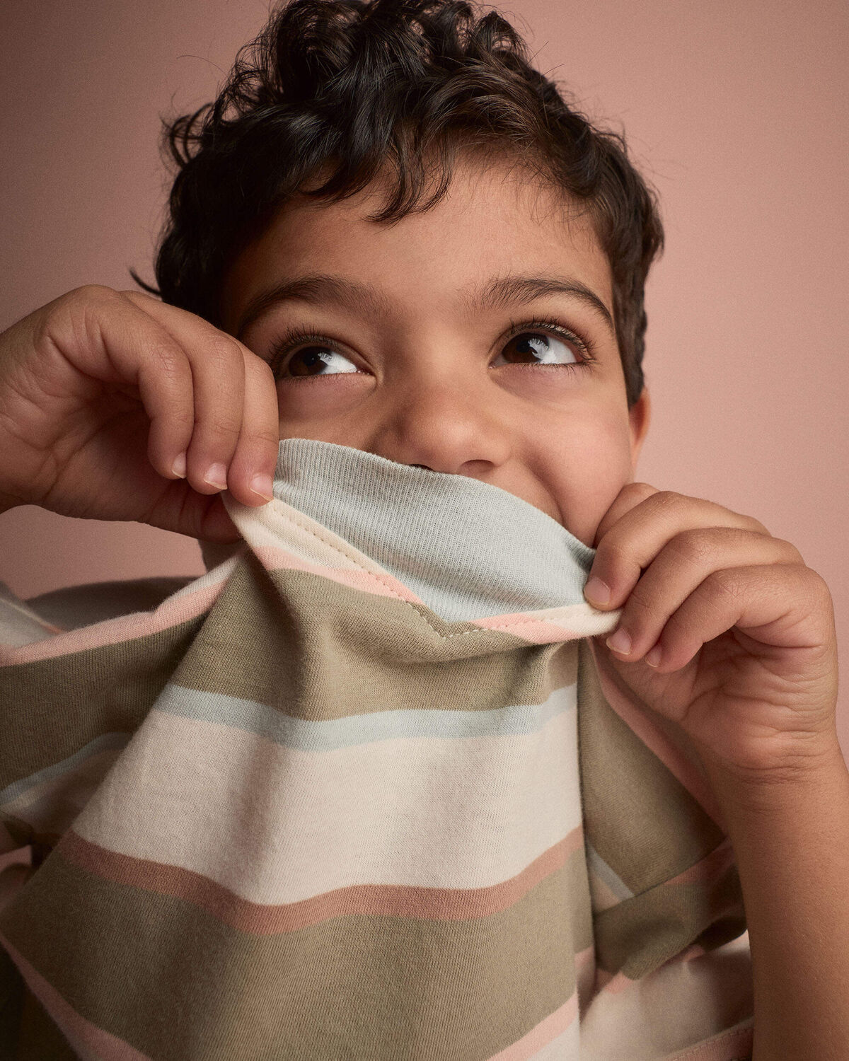Toddler Boy Otter Pocket Tee in Stripes - Cream/Light Blue - Image 4