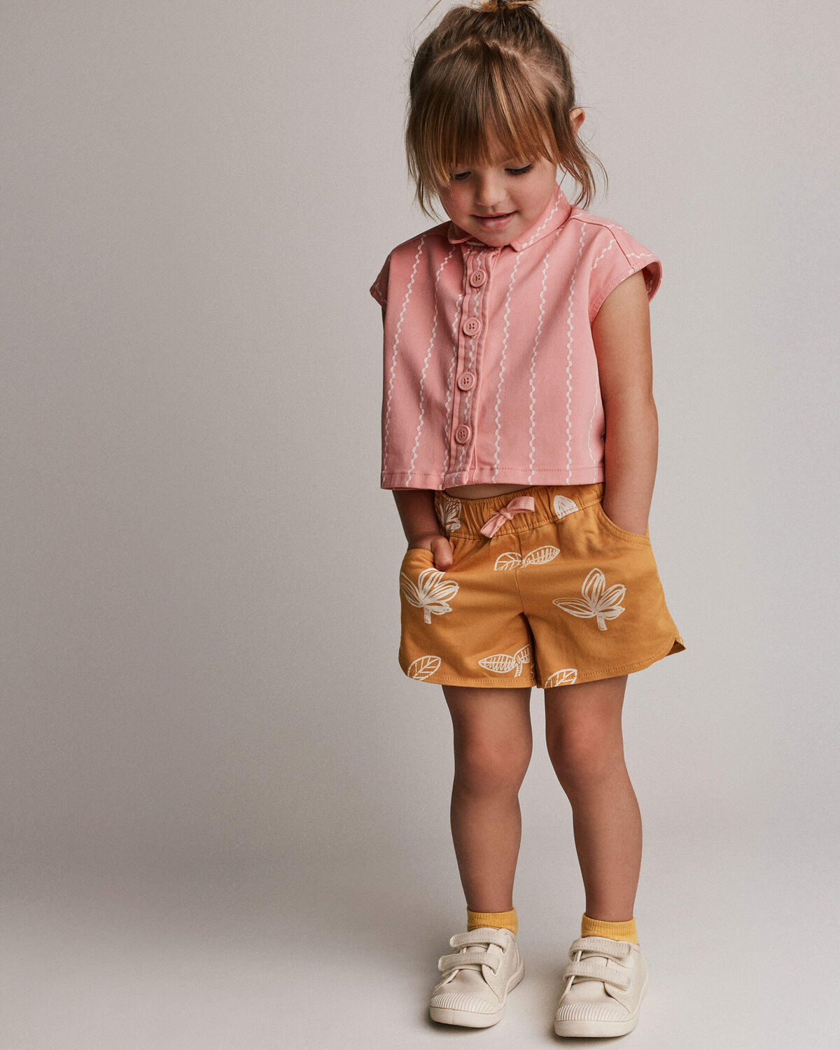 Toddler Girl Dolphin Hem Short in Plant Print - Golden Yellow - Image 4