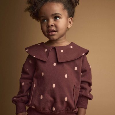Toddler Girl Peter Pan Collar Pullover with Otter Pockets in Polka Dots - Burgundy
