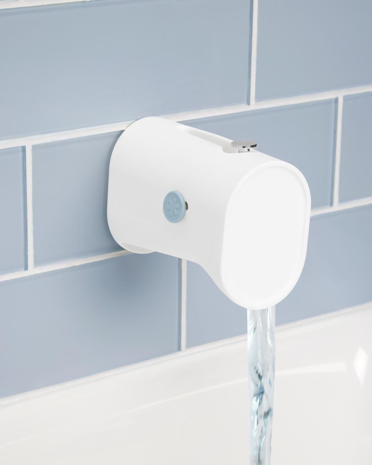 Wave Silicone Bath Spout Cover - Image 2