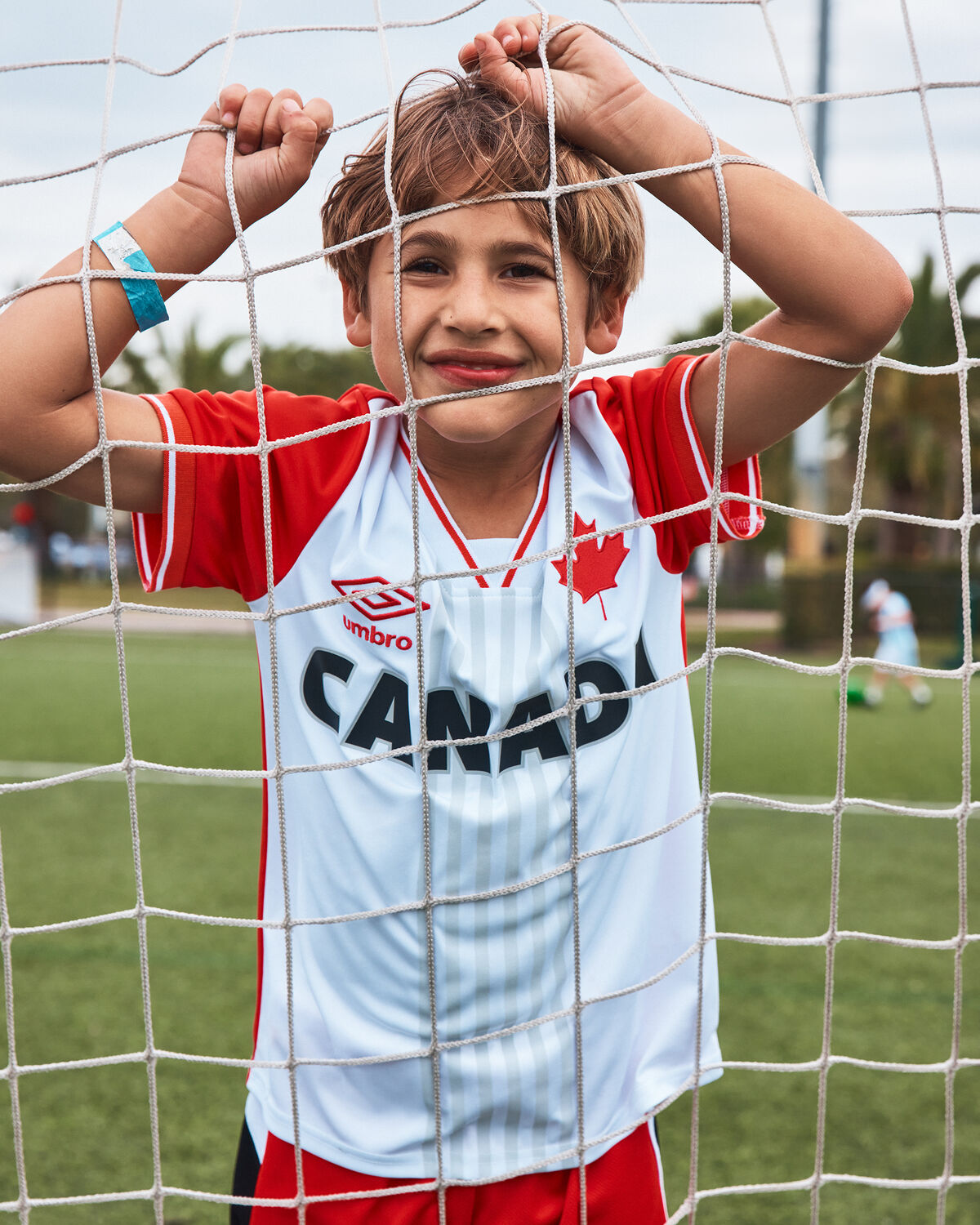 Kids Umbro Canada Soccer Jersey - Red/White - Image 2